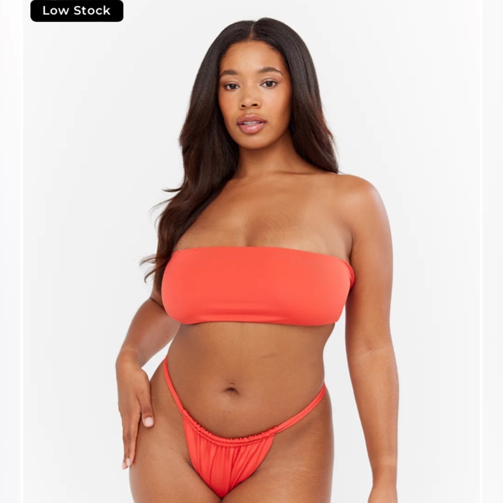 NWT We Are Tala Antibes Multi-way Bandeau Bikini Top in Chili - XL